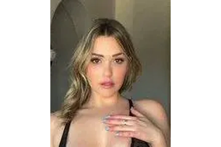 WEST HOLLYWOOD - (323)650-3089 image 1