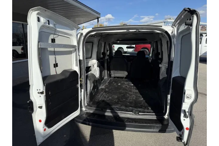 $13850 : 2018 RAM ProMaster City Trade image 8