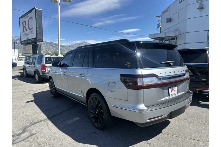 $49910 : 2021 Navigator L Black Label image 4