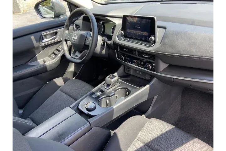 $19777 : Nissan Rogue 2025 AWD SV 4dr image 9