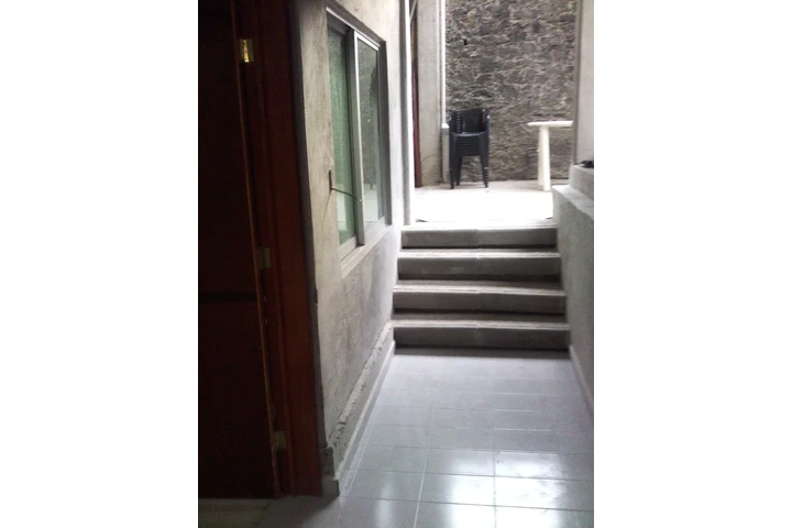 $3300 : recamara amueblada individual image 5