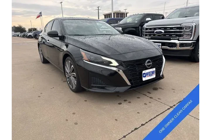 $21987 : Nissan Altima 2023 2.5 SL 4d image 1