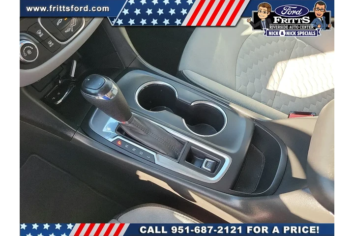 $17471 : Chevrolet Equinox 2021 LS 4d image 8