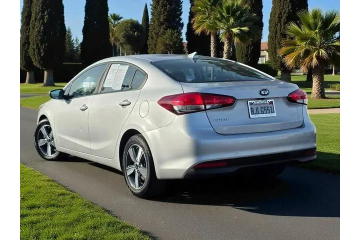 $11500 : Kia Forte 2018 LX 4dr Sedan image 7