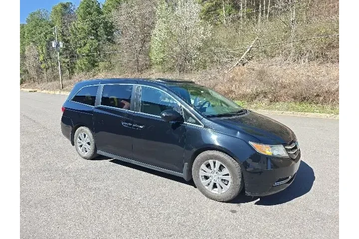 $11490 : Honda Odyssey 2016 EX-L 4dr image 1