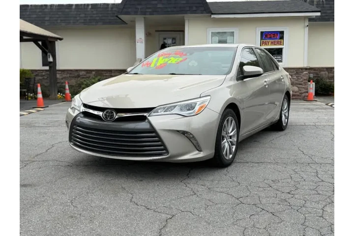 $14900 : 2015 Camry XLE V6 image 3