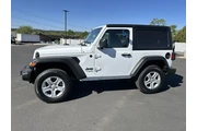 $30995 : Jeep Wrangler 2021 4x4 Sport thumbnail