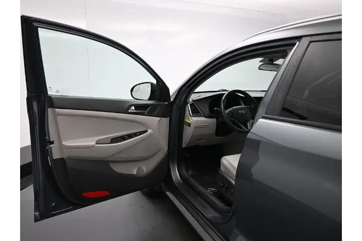 $9426 : Hyundai TUCSON 2017 Eco 4dr image 9