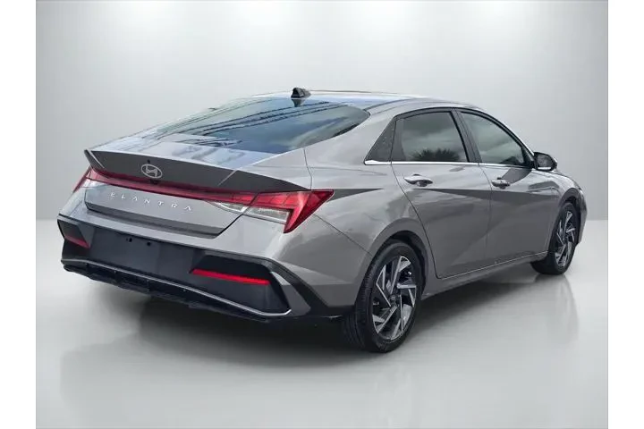 $22999 : Hyundai ELANTRA 2024 SEL 4dr image 5