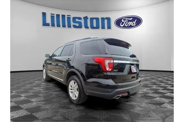 $17861 : Ford Explorer 2018 AWD XLT 4 image 4