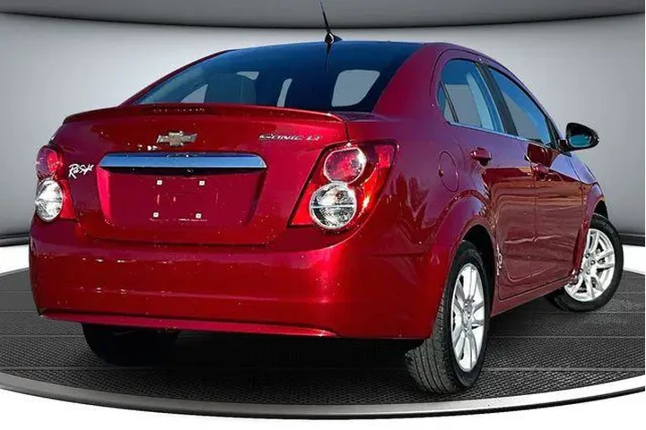 $6500 : Chevrolet Sonic 2014 LT Auto image 6