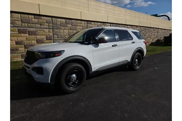 $14680 : Ford Explorer 2020 AWD Polic image 9