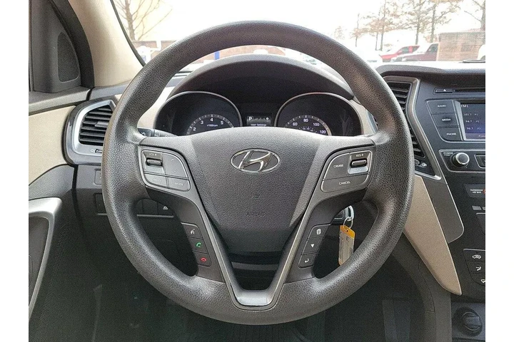 $11998 : Hyundai SANTA FE Sport 2017 image 9