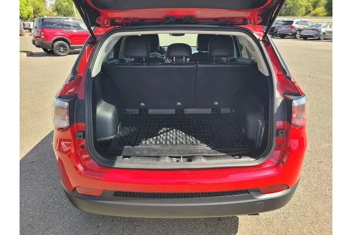 $18031 : Jeep Compass 2020 Latitude 4 image 8