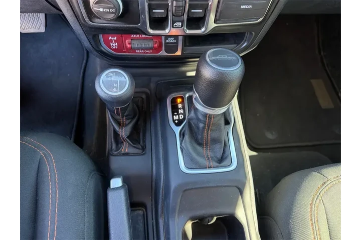 $37500 : Jeep Gladiator 2022 4x4 Moja image 10