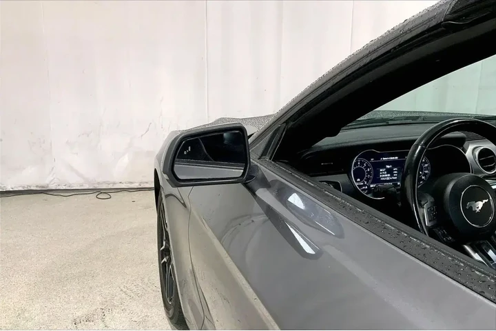 $21991 : Ford Mustang 2022 EcoBoost P image 10