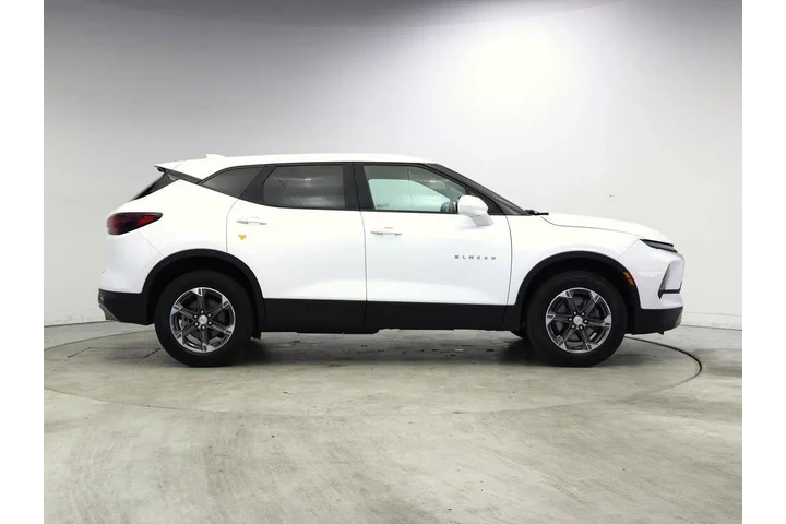 $25998 : Chevrolet Blazer 2025 LT 4dr image 7