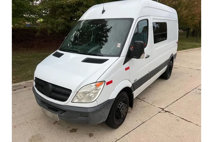 $13995 : 2013 Mercedes-Benz Sprinter 3 image 2