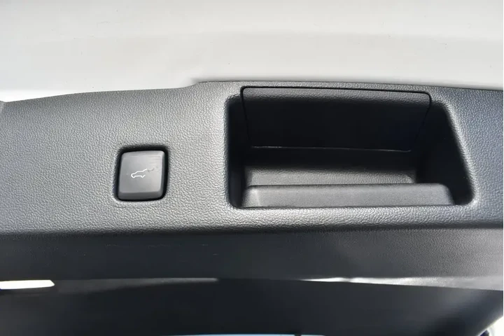 $25990 : Ford Escape 2022 AWD Titaniu image 9