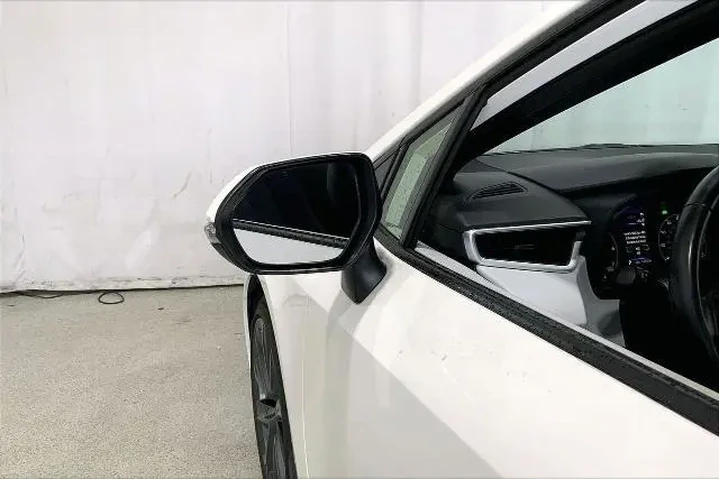 $23791 : Toyota Corolla Hybrid 2024 S image 10