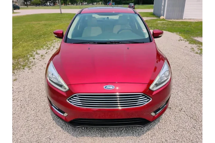 $7997 : 2018 Focus Titanium image 8