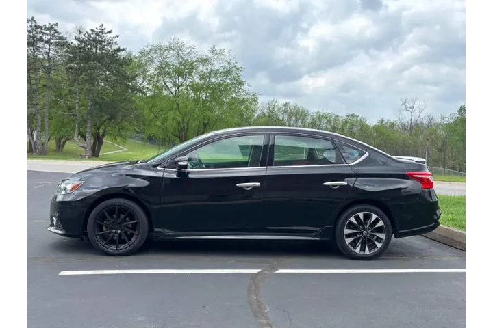 $6999 : 2019 Sentra SR image 4