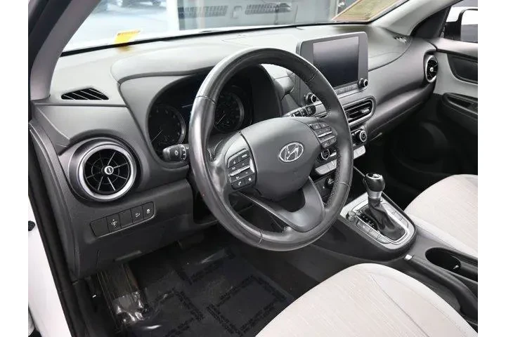$15491 : Hyundai KONA 2022 SEL 4dr Cr image 10
