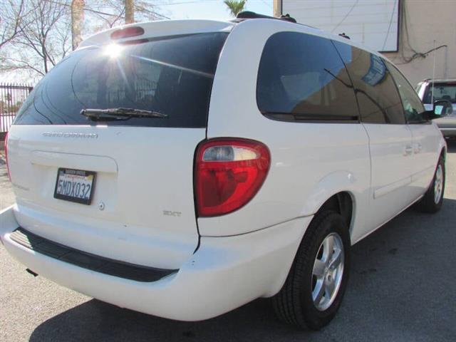 $5995 : 2005 Grand Caravan SXT image 4