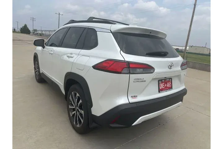 $28250 : Toyota Corolla Cross 2024 XL image 7