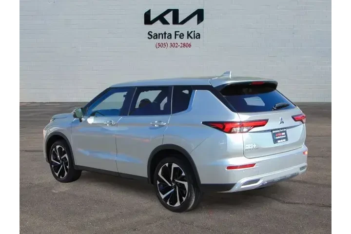 $23997 : Mitsubishi Outlander 2024 AW image 6