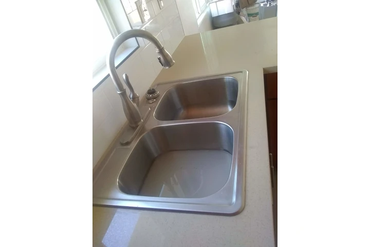 PLOMERIA Para TU HOGAR image 1
