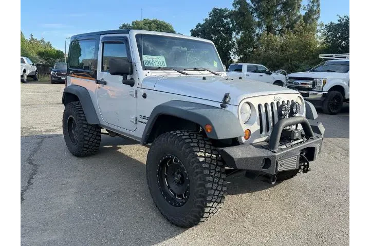 $13500 : Jeep Wrangler 2010 4x4 Sport image 6