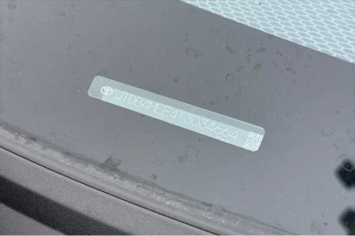$23990 : Toyota Corolla 2026 LE 4dr S image 8