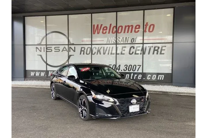 $19867 : Nissan Altima 2025 2.5 SR 4d image 1