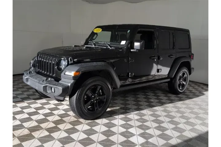 $34998 : Jeep Wrangler 2023 4x4 Sport image 4
