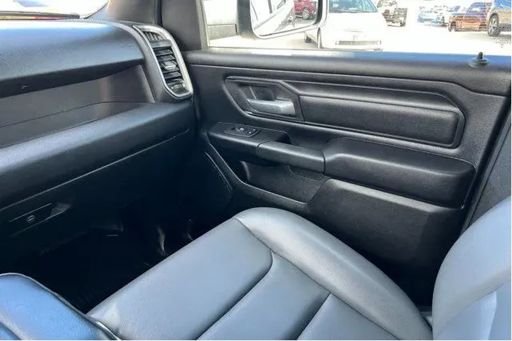 $35995 : Ram 1500 2023 4x4 Tradesman image 10