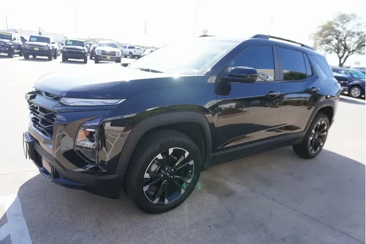 $32288 : Chevrolet Equinox 2025 RS 4d image 3