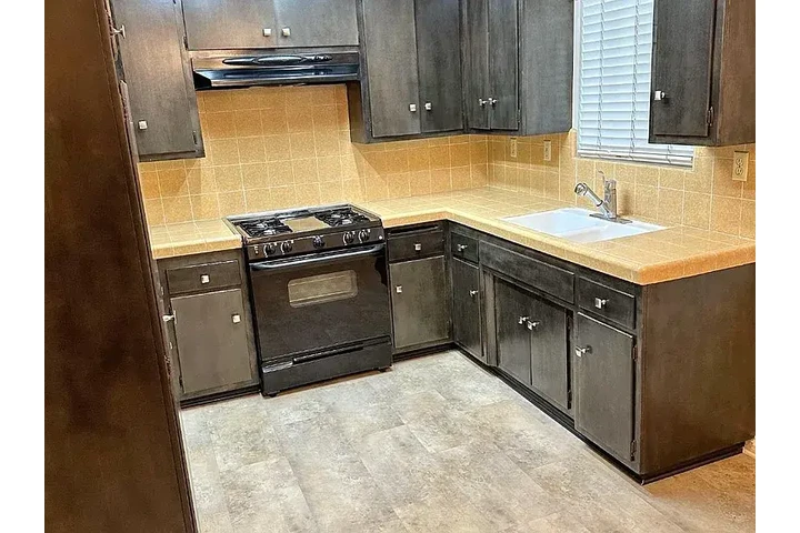 $900 : apartment for rent image 3