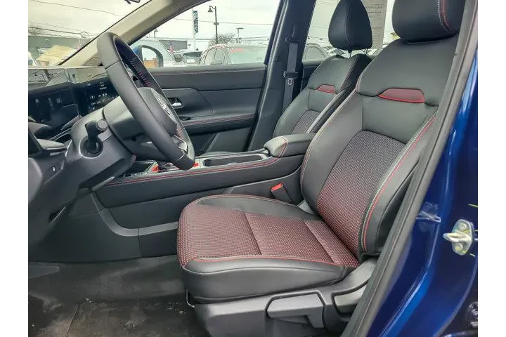 $29988 : Nissan Kicks 2025 AWD SR 4dr image 9