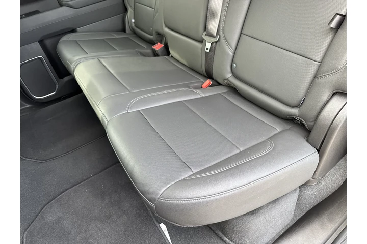 $51490 : 2025 GMC Sierra 1500 SLT image 8
