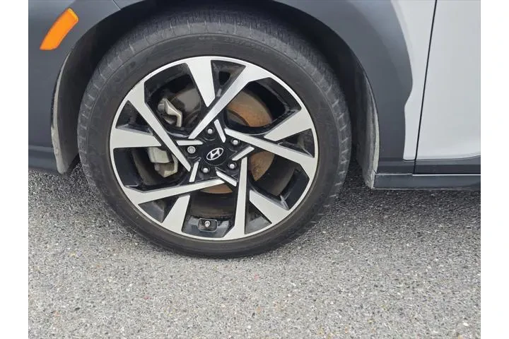 $19999 : Hyundai KONA 2023 Limited 4d image 9