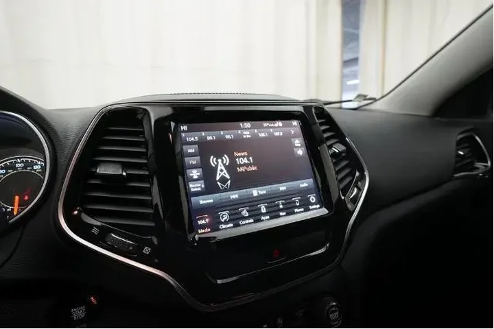 $19698 : Jeep Cherokee 2020 4x4 Limit image 6