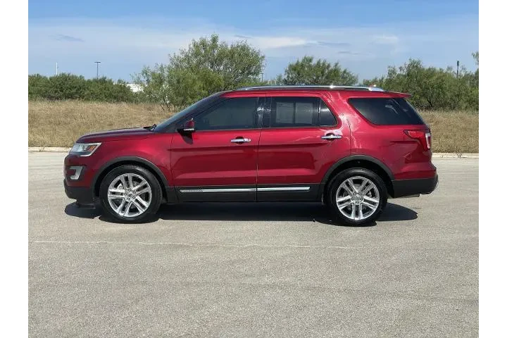 $10500 : Ford Explorer 2016 Limited 4 image 5