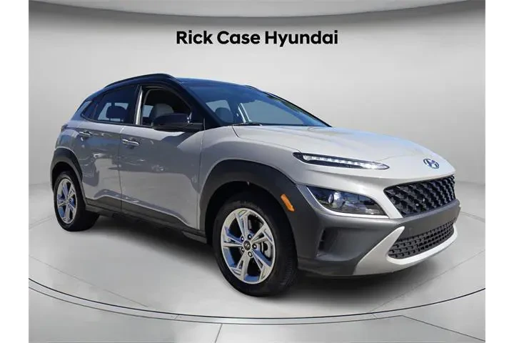 $19362 : Hyundai KONA 2023 AWD SEL 4d image 8
