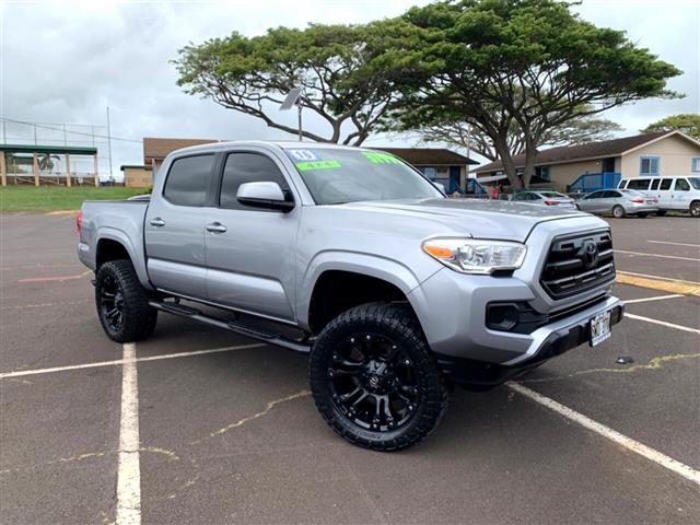 $31995 : 2016 Tacoma image 2