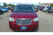 $3999 : 2009 Town and Country Touring thumbnail