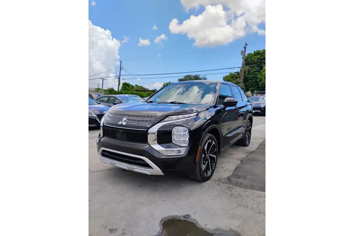 $12850 : 2022 Outlander SE image 4