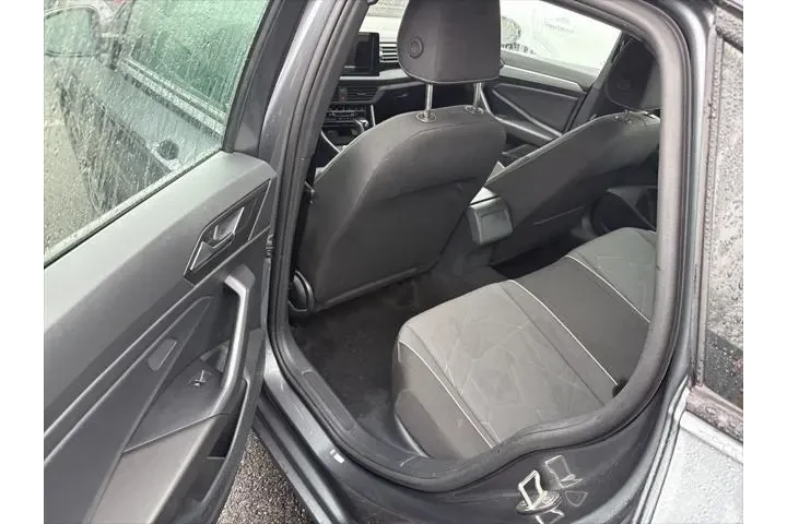 $17995 : Volkswagen Jetta 2025 Sport image 9