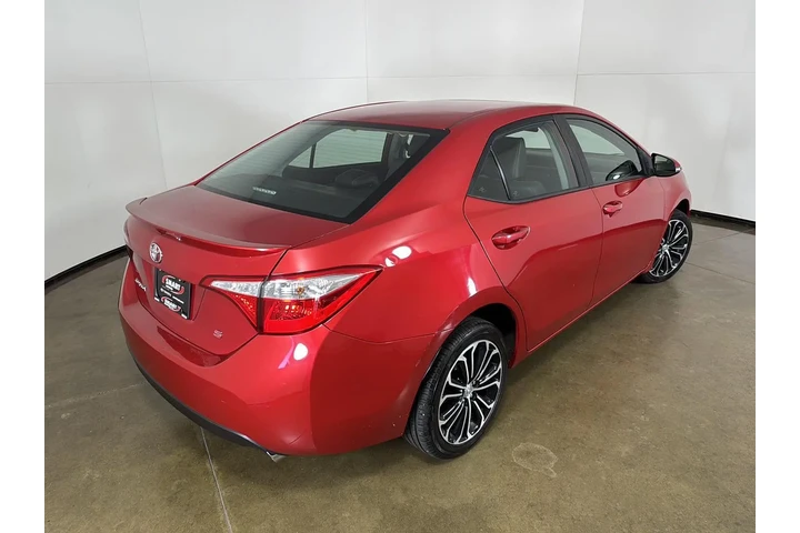 $15000 : 2015 Corolla S Plus image 10