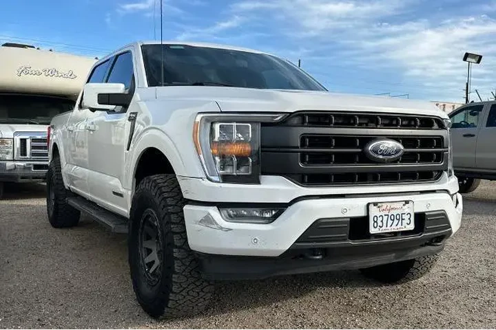$36988 : Ford F-150 2021 4x4 Lariat 4 image 2